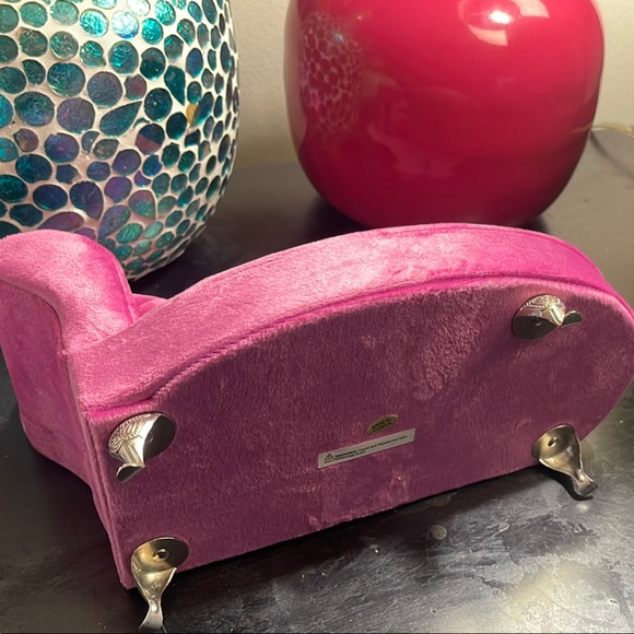 Pink Table decor - Picture 4 of 5